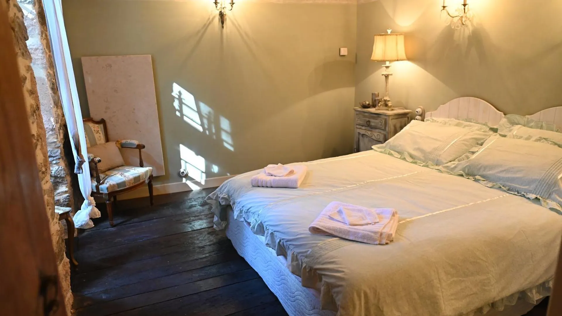 Villa La Maison De L'Ecrivain La Bastide-l'Eveque France